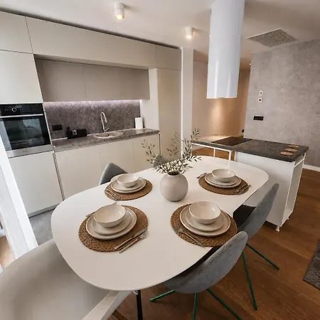Scandinavian Prestige 2br *